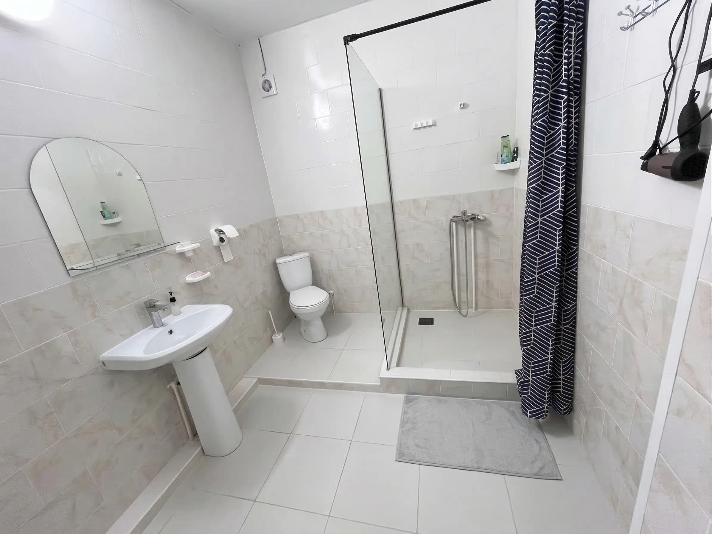 Двухкомнатные апартаменты — фото 5