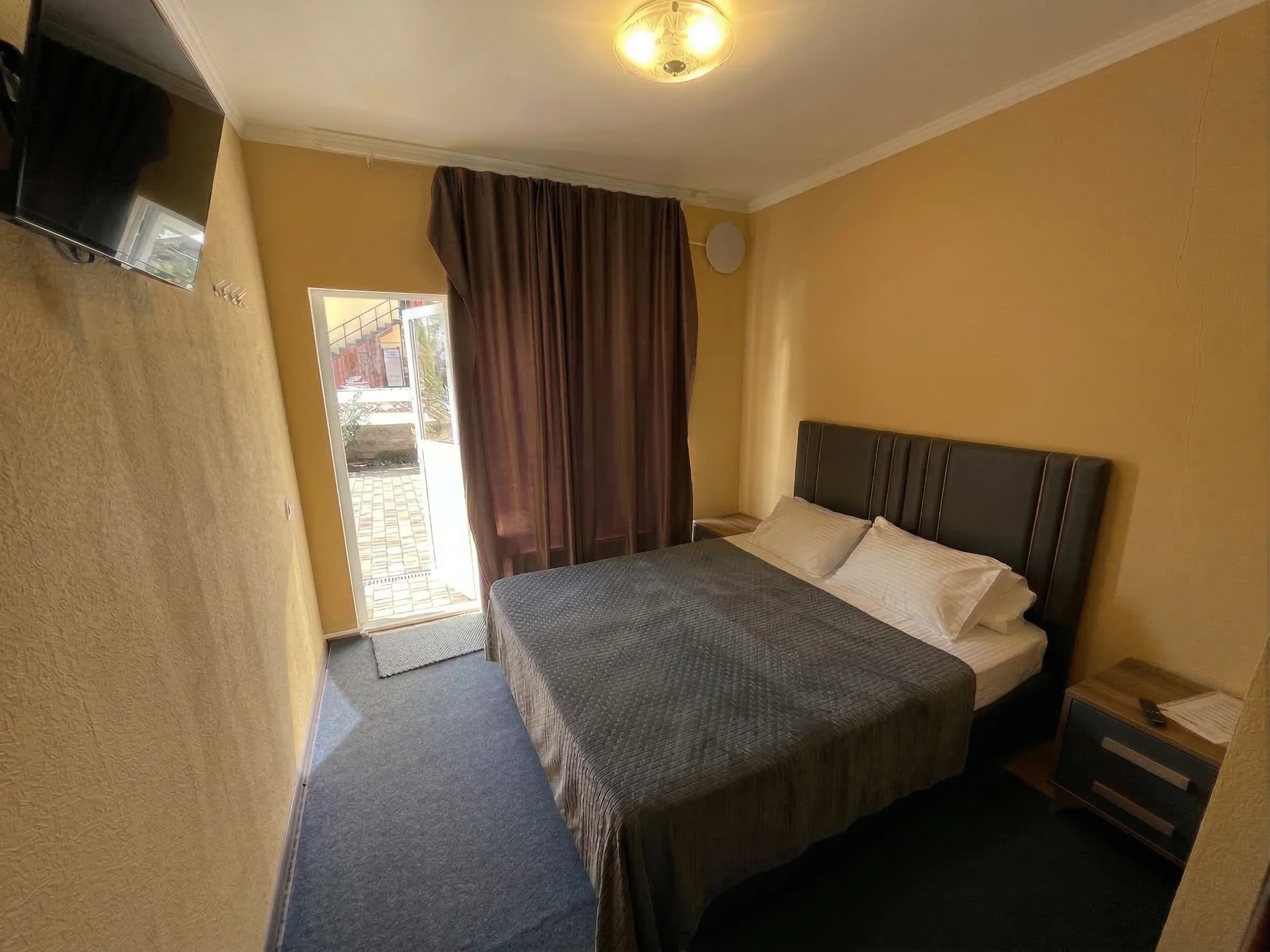 Комфорт с террасой — фото 1